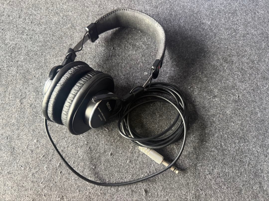 Sony MDR-CD900ST Headphones