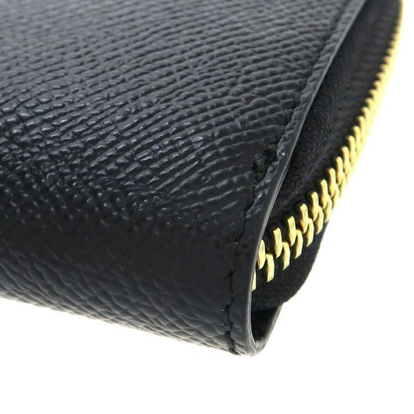 ferragamo 12 coin purse condition details