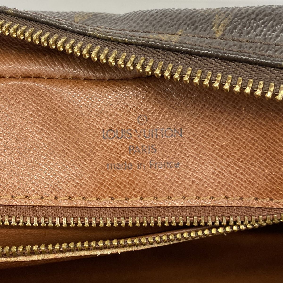 louis vuitton m45244 shoulder bag accessories included