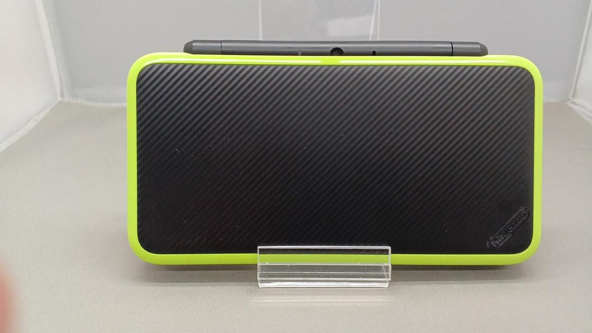 nintendo jan-001 handheld console rear view