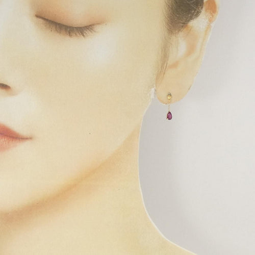 earrings side view