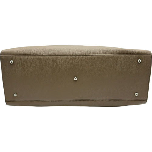 grey travel bag accessories included