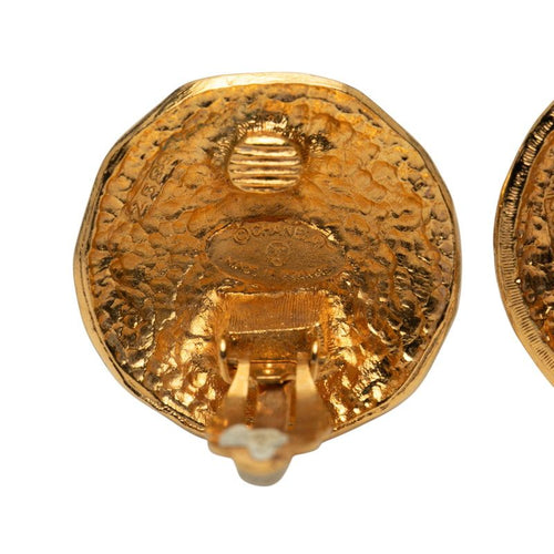 chanel earrings rear view