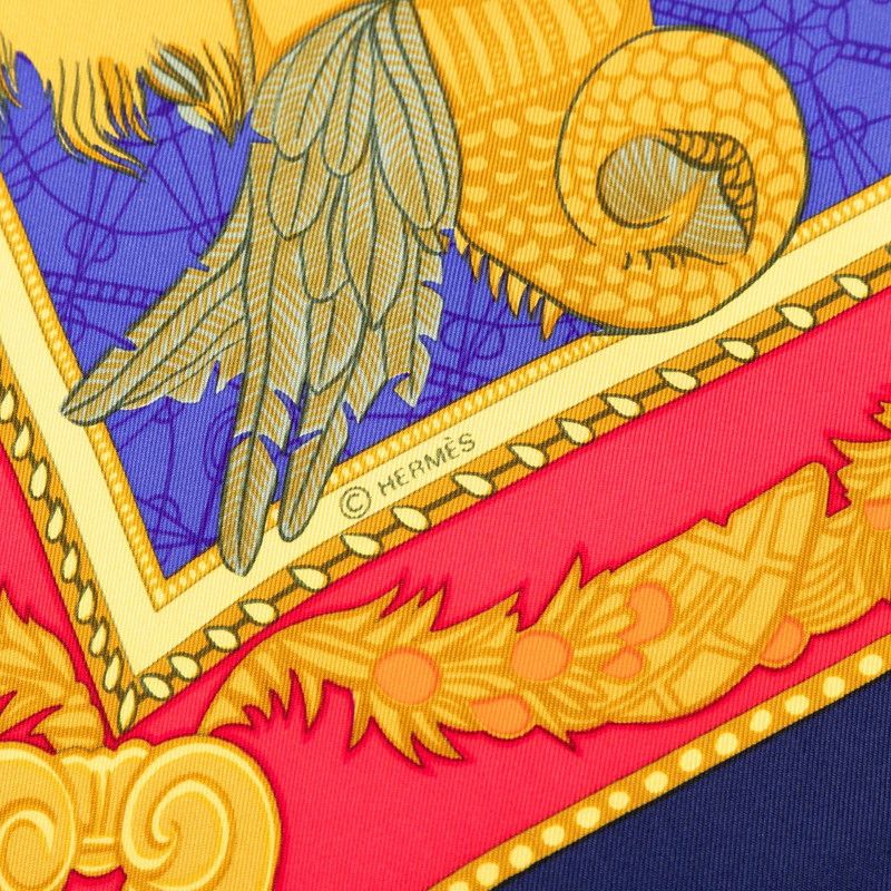 hermes scarf side view