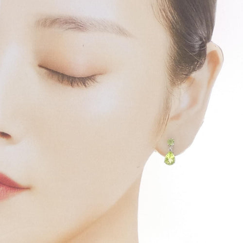 earrings side view