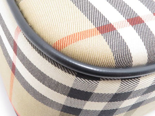 burberry beige shoulder bag interior details