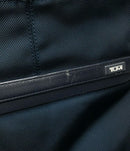 tumi shoulder bag functional details