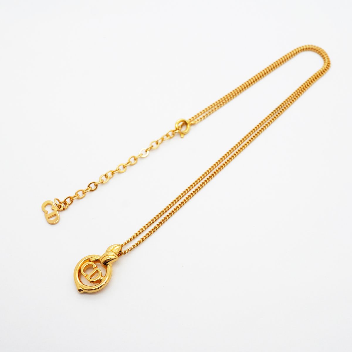 christian dior necklace rear view
