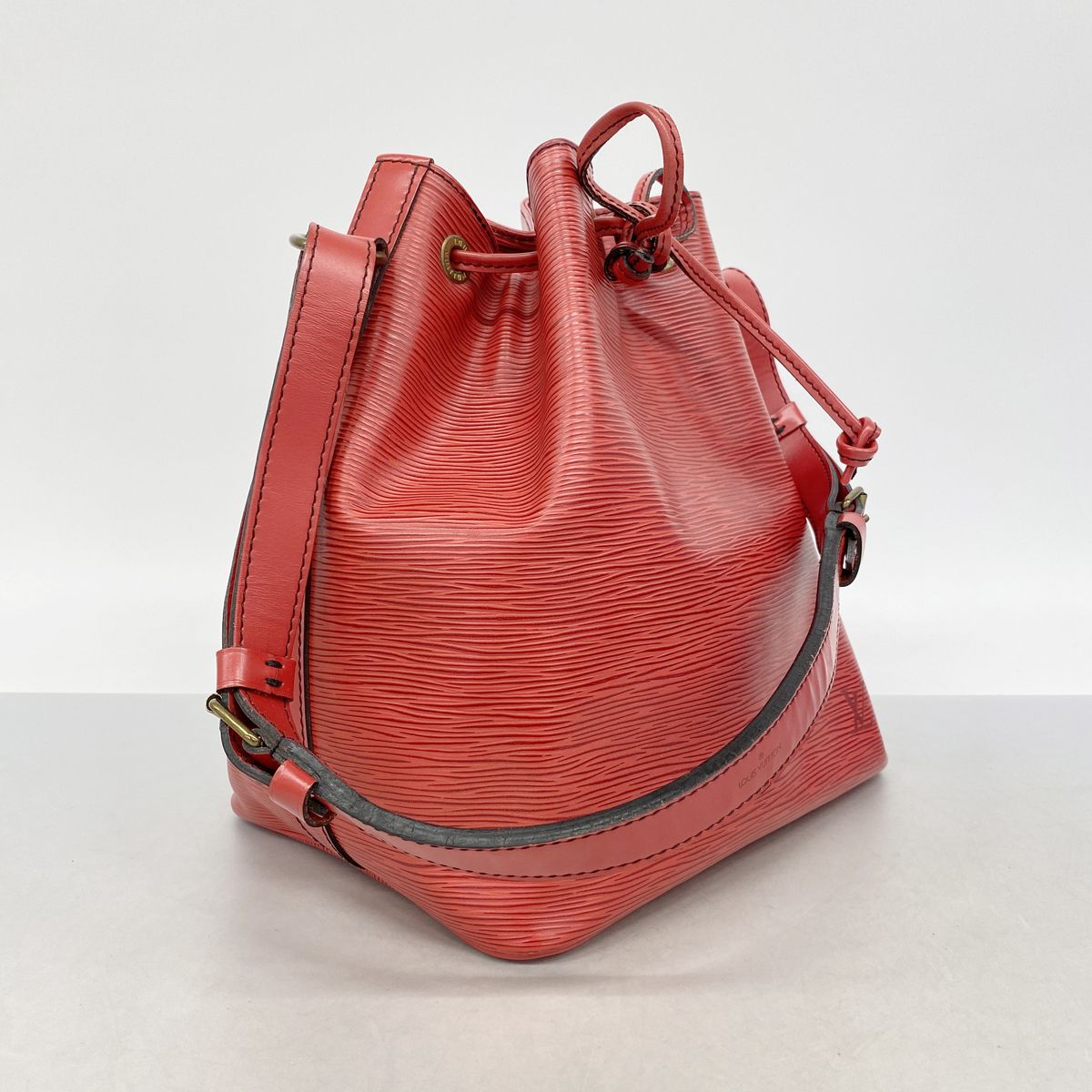 Louis Vuitton M44107 Shoulder Bag