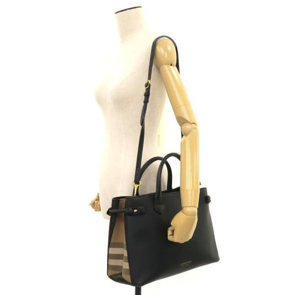 burberry shoulder bag markings and labels