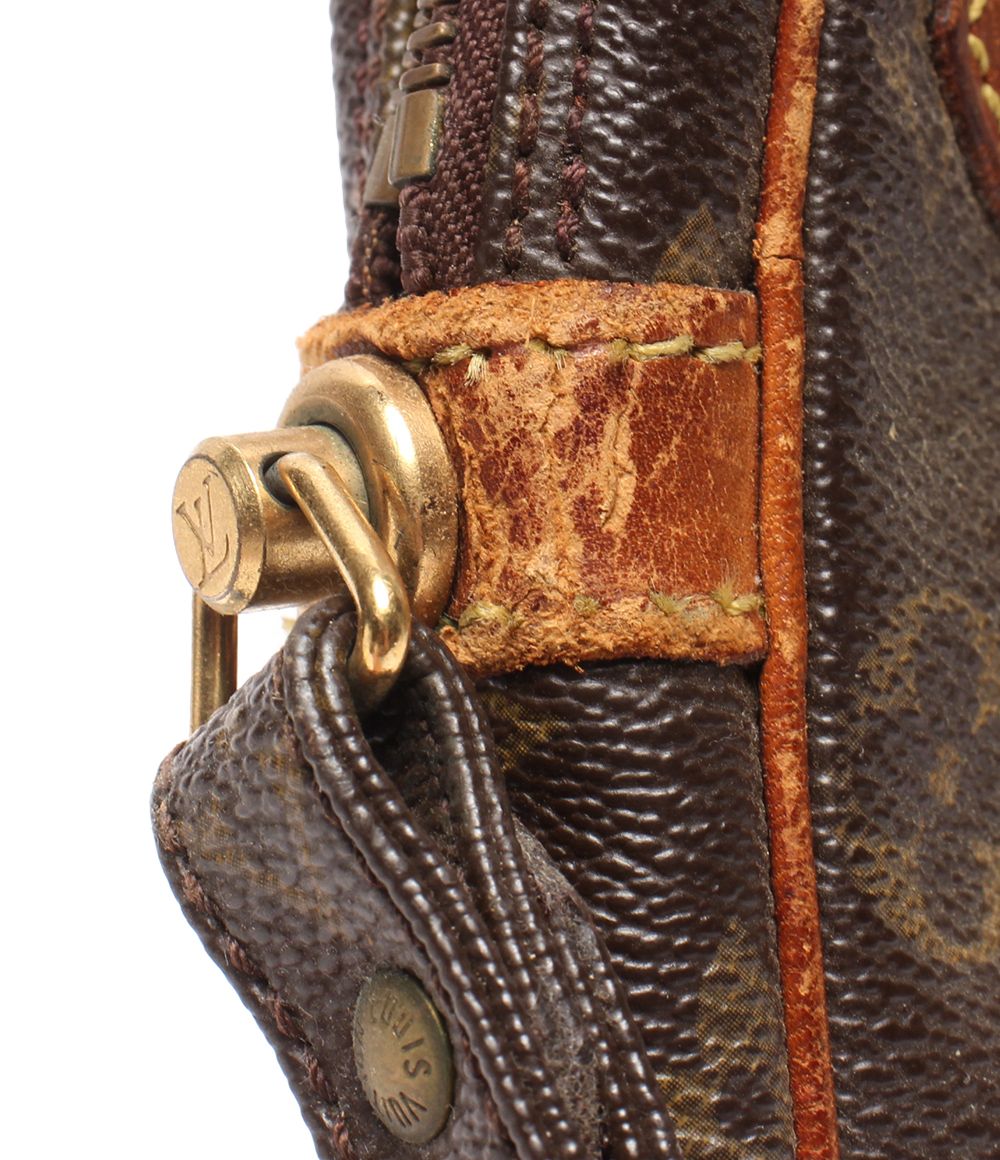 louis vuitton m51825 pouch / clutch markings and labels