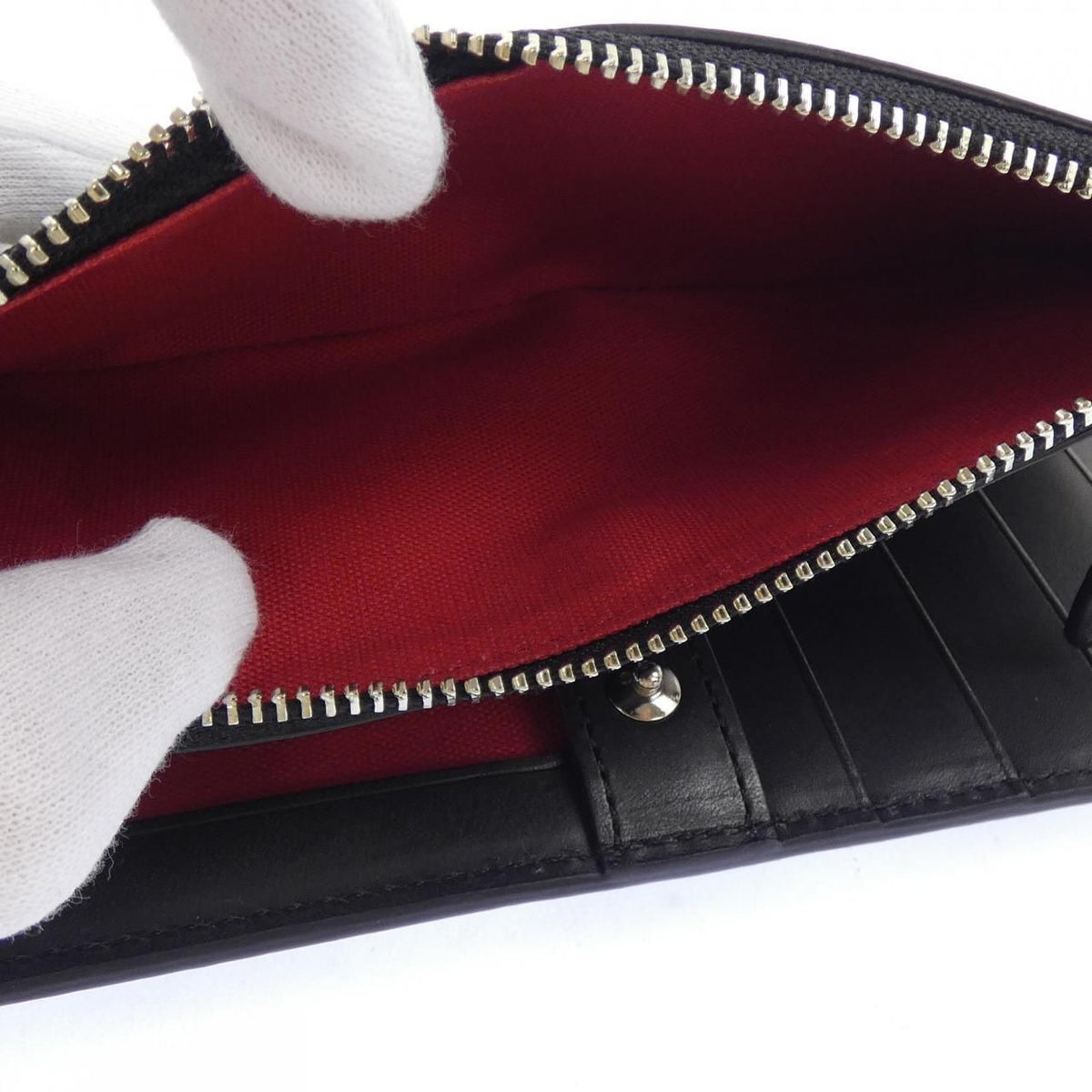 vivienne westwood wallet condition details