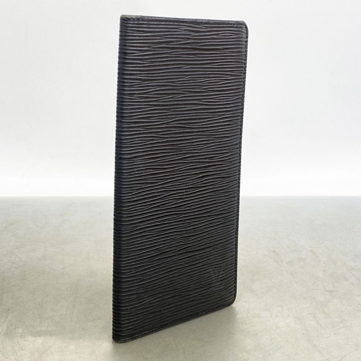 Louis Vuitton M63212 Wallet