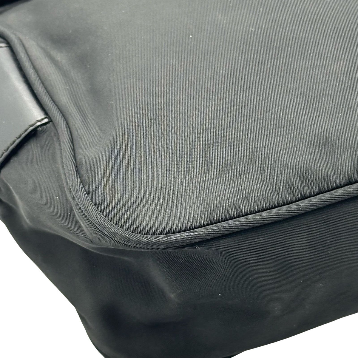 prada shoulder bag markings and labels
