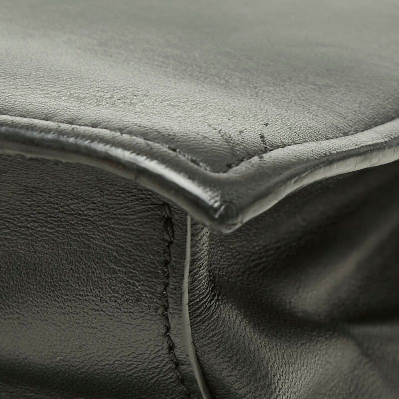 pouch / clutch side view