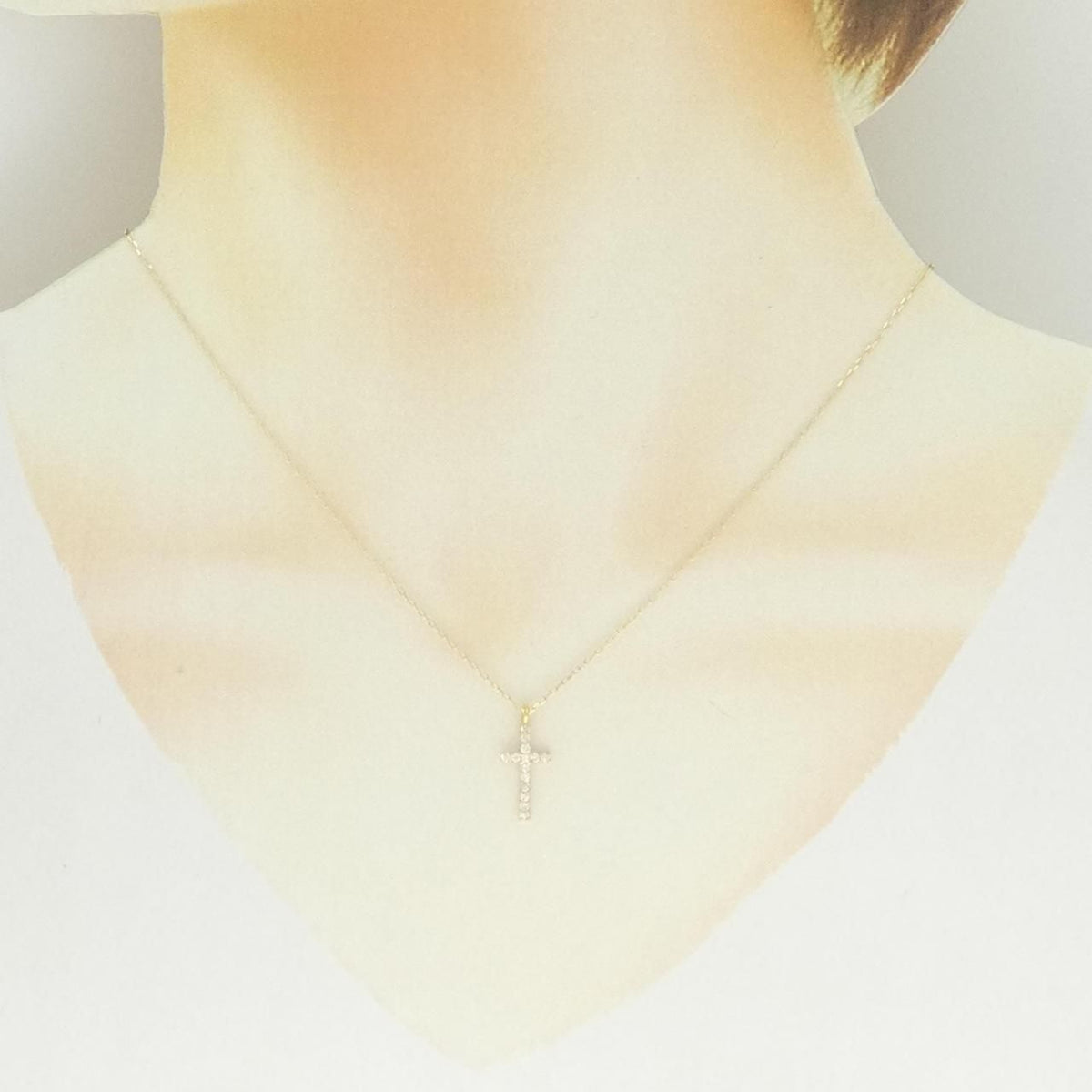 necklace condition details