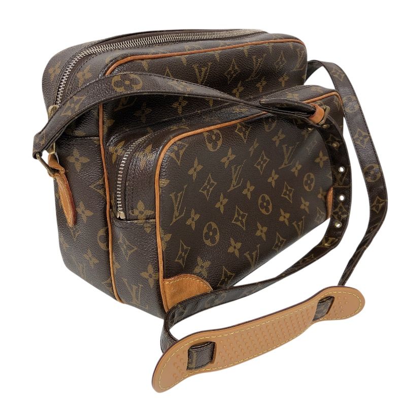 louis vuitton m45244 shoulder bag rear view