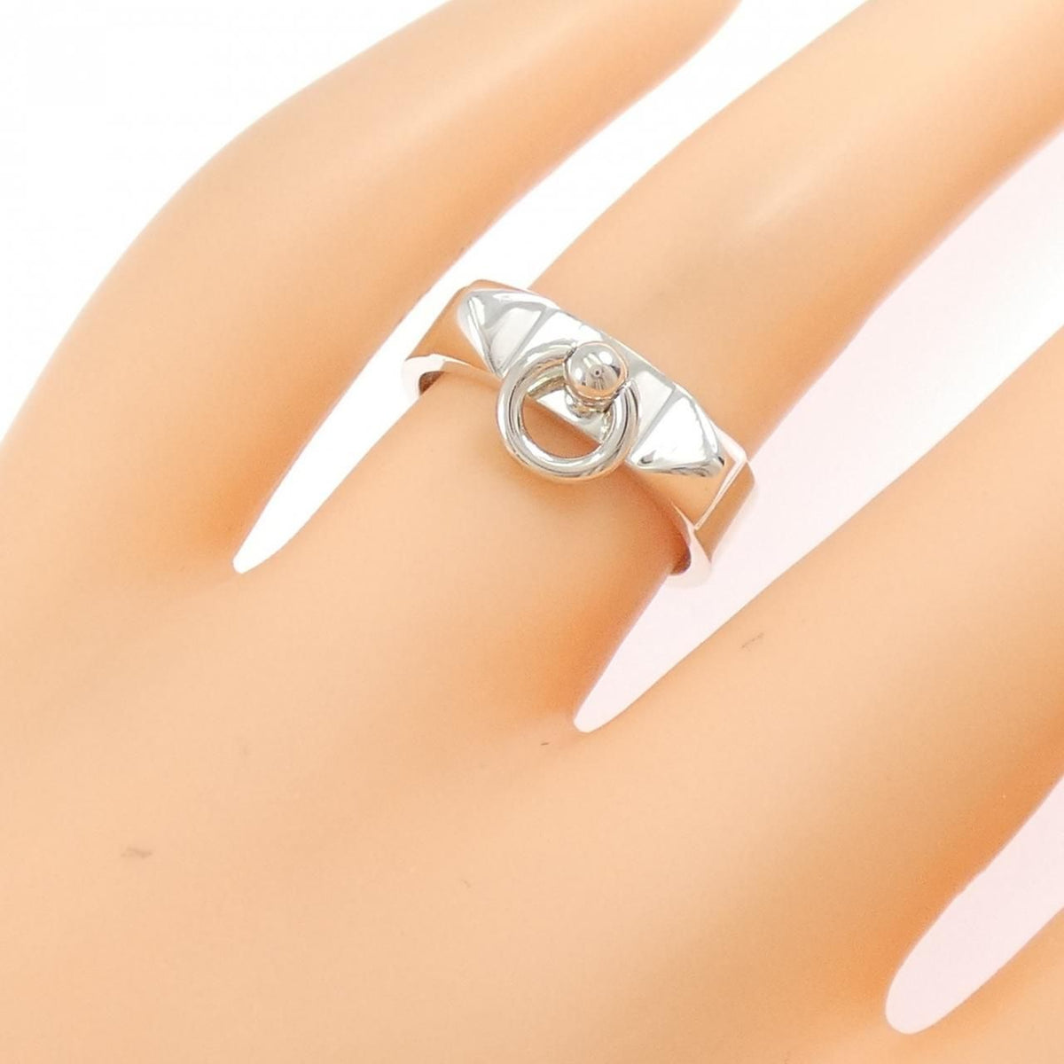 hermes ring accessories included