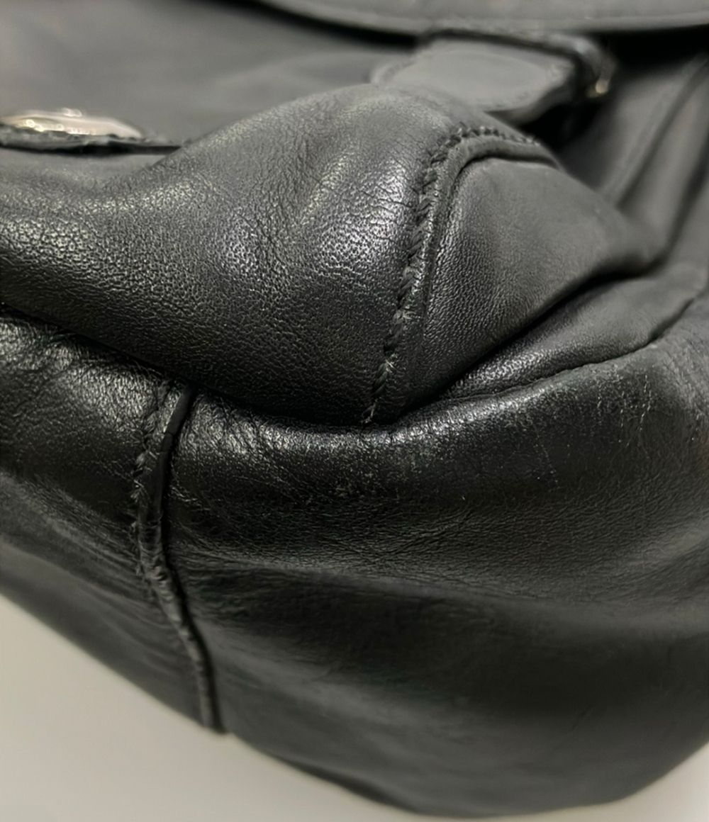 coach shoulder bag interior details