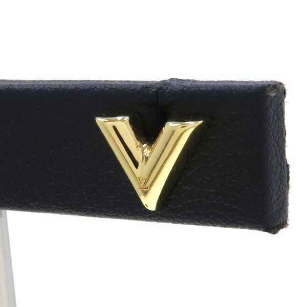 louis vuitton m68153 earrings front view