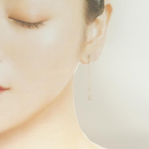 earrings side view