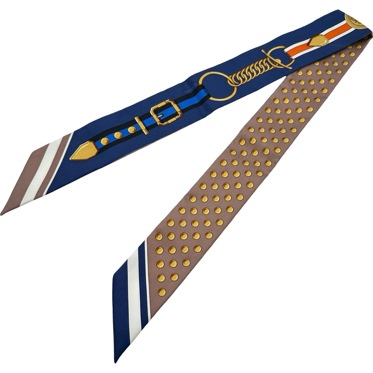 hermes scarf front view