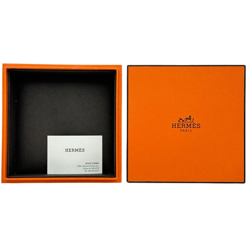 hermes necklace interior details