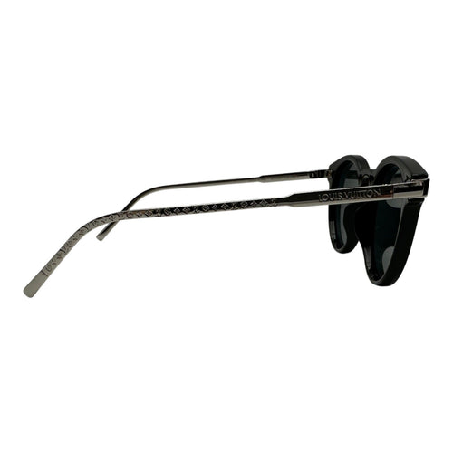 louis vuitton z1669e eyewear accessories included