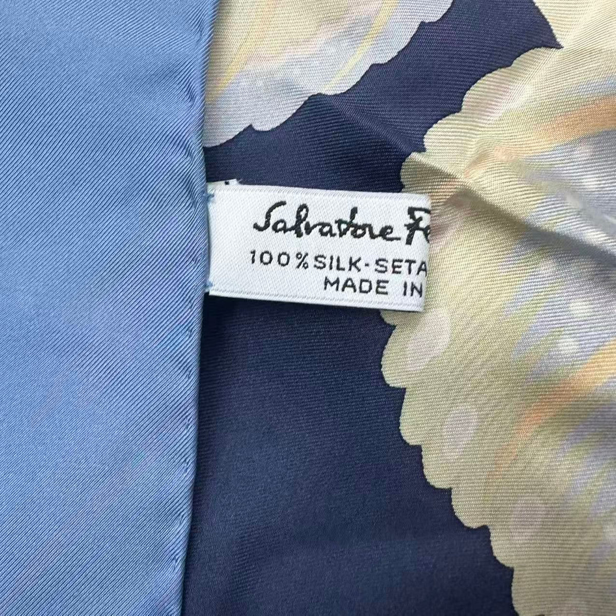 salvatore ferragamo scarf markings and labels