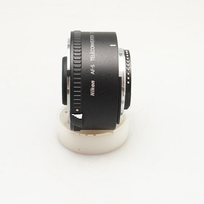 Nikon TC-17E Camera