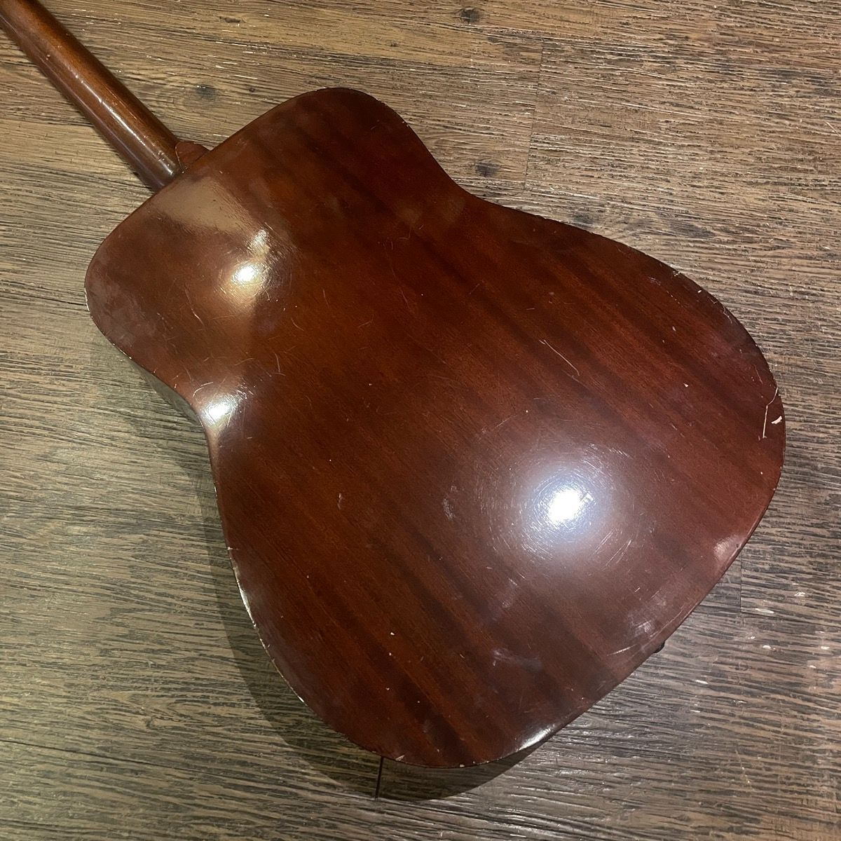 yamaha fg-160 acoustic guitar interior details