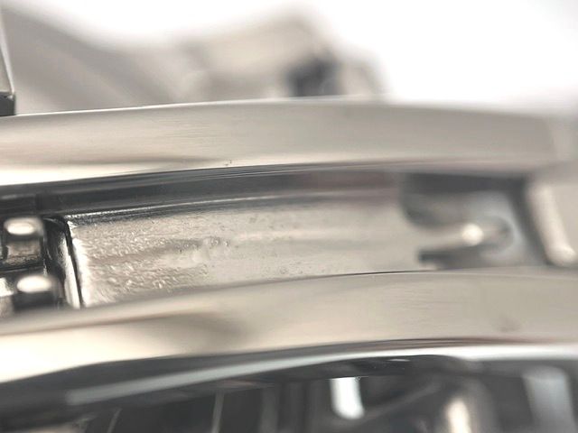 gucci ya055503 watch markings and labels