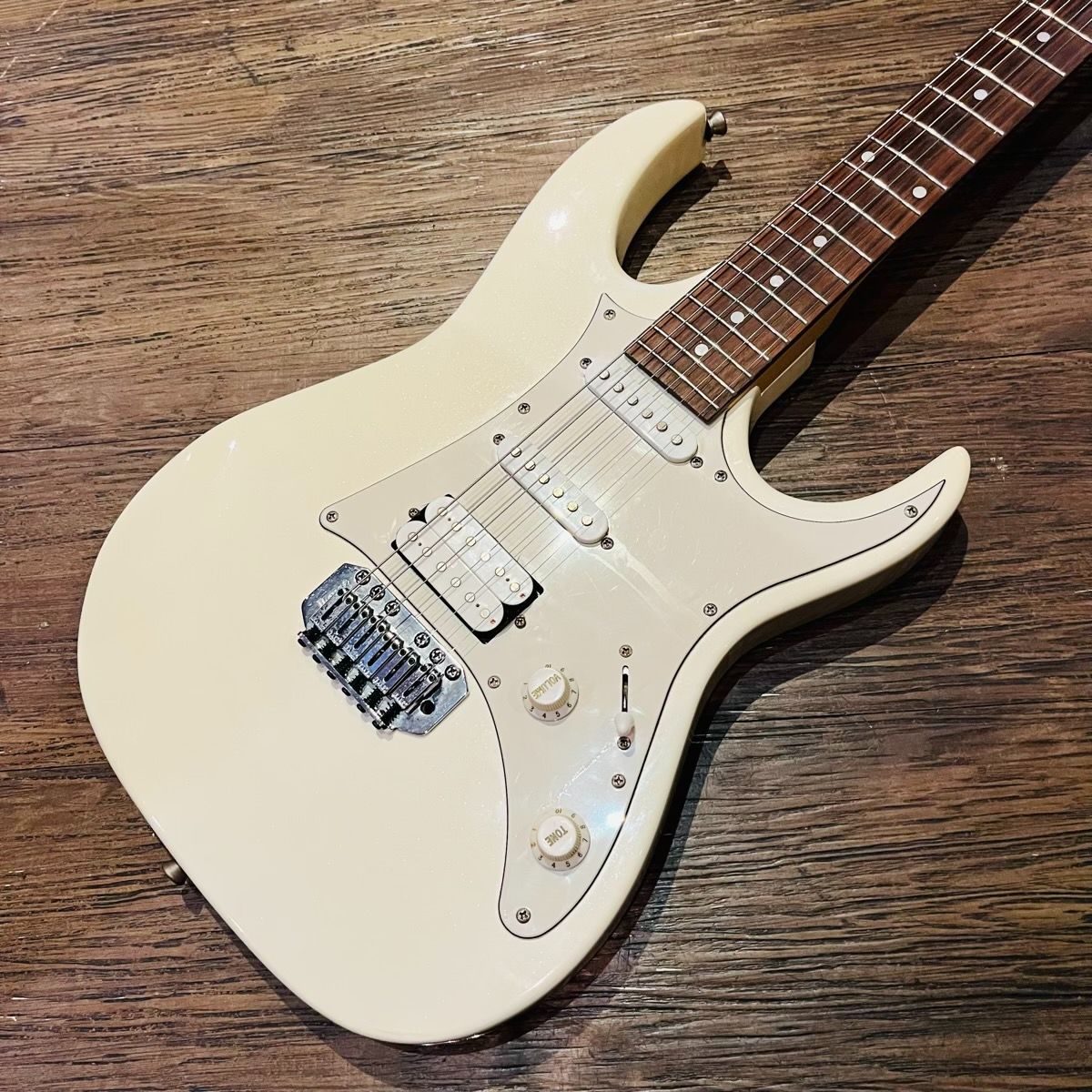Ibanez GRX40 Electric Guitar – White