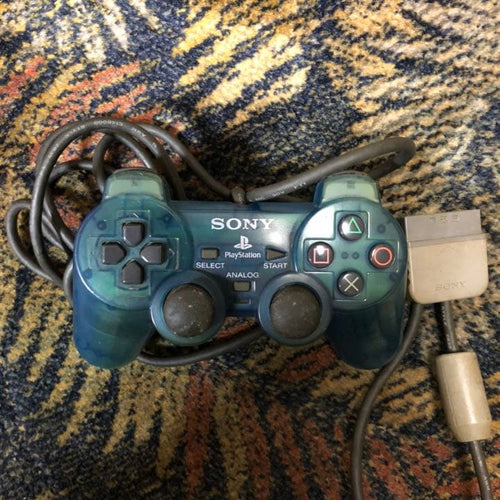 sony scph-70000 video game console side view