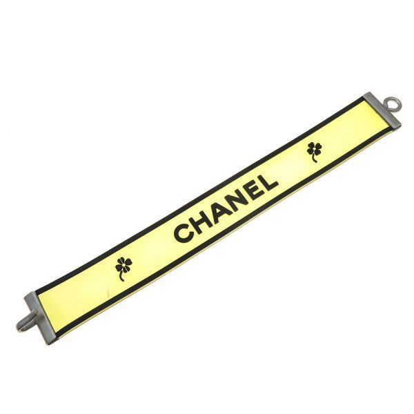 chanel bracelet side view