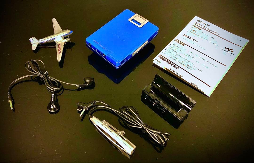 sony wm-ex910 cassette player accessories included