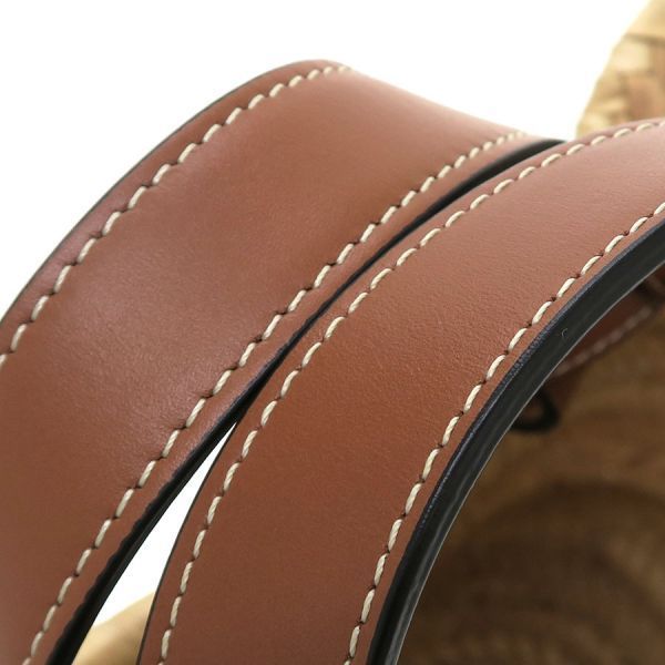 celine 113832cgg.04lu shoulder bag interior details