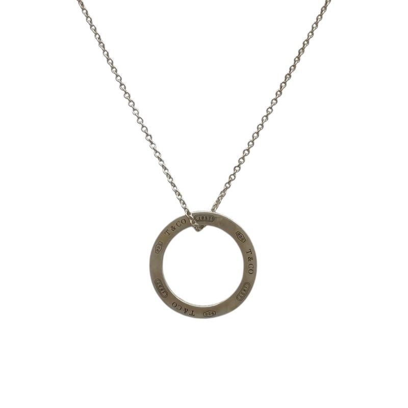 necklace side view