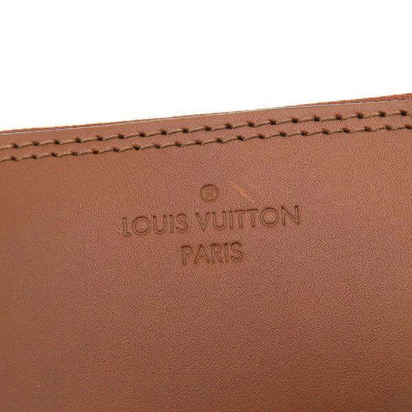 louis vuitton pouch / clutch interior details