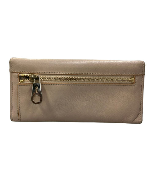 chloe beige wallet front view