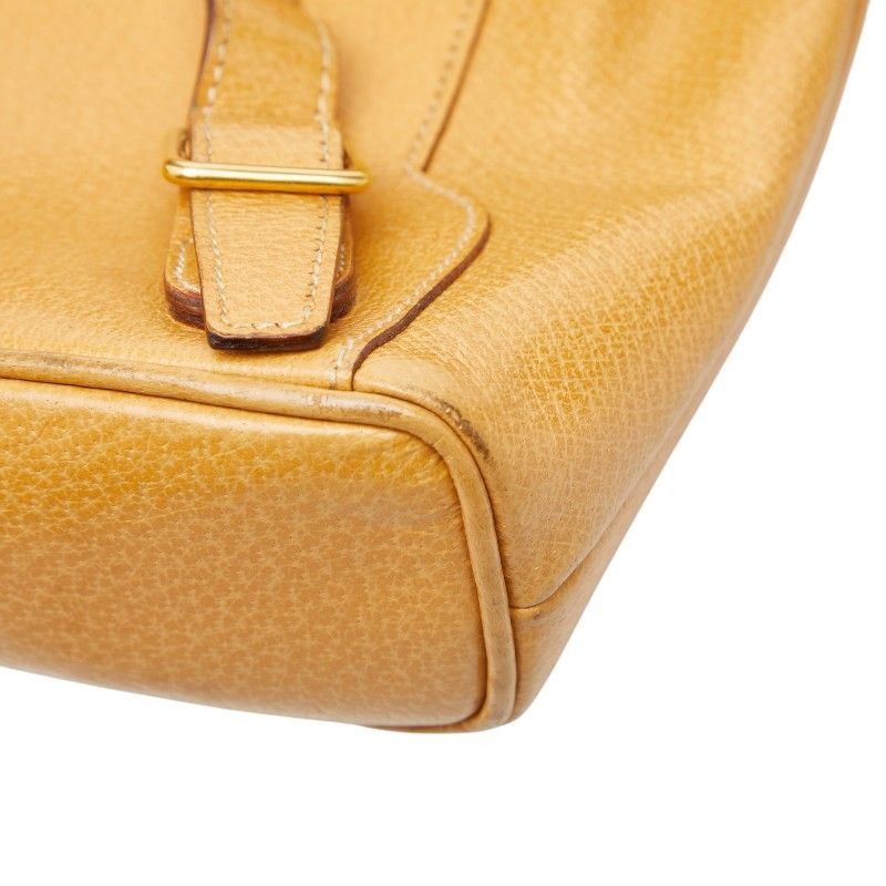 gucci beige backpack condition details