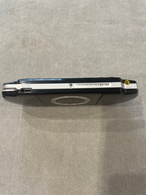 sony psp-2000 handheld console markings and labels