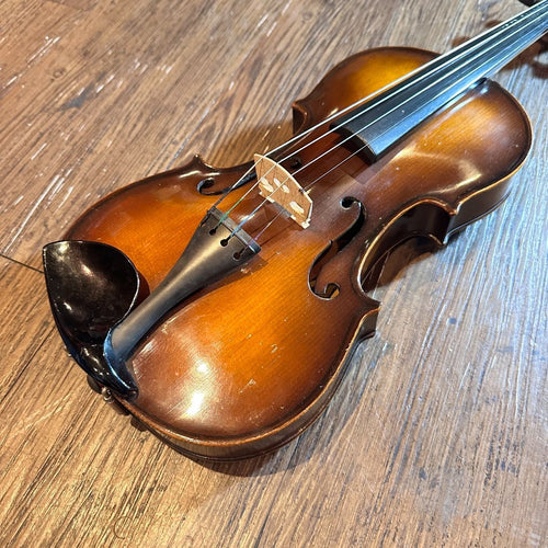 suzuki no.11 string instrument front view