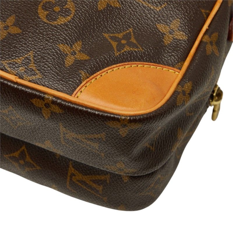 louis vuitton m45236 shoulder bag functional details