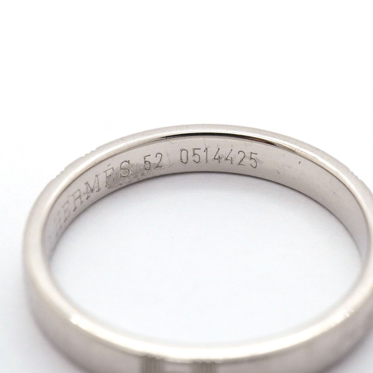 hermes ring accessories included