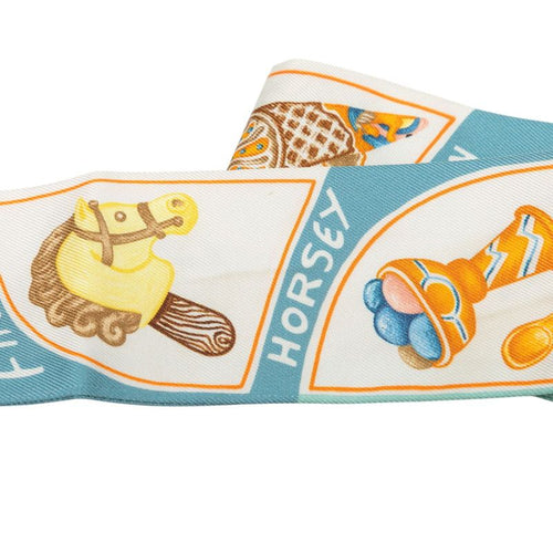 hermes scarf rear view