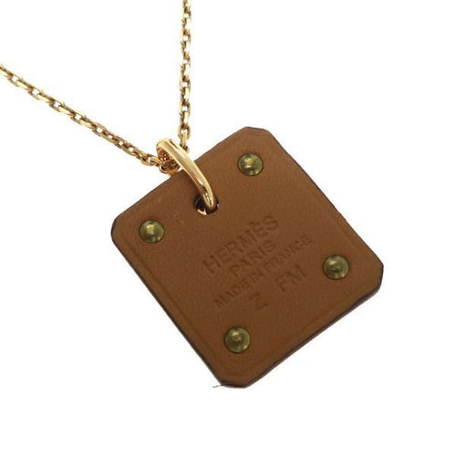 hermes necklace rear view