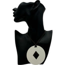 hermes pendant accessories included