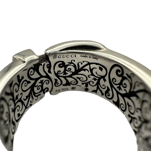 gucci ring interior details