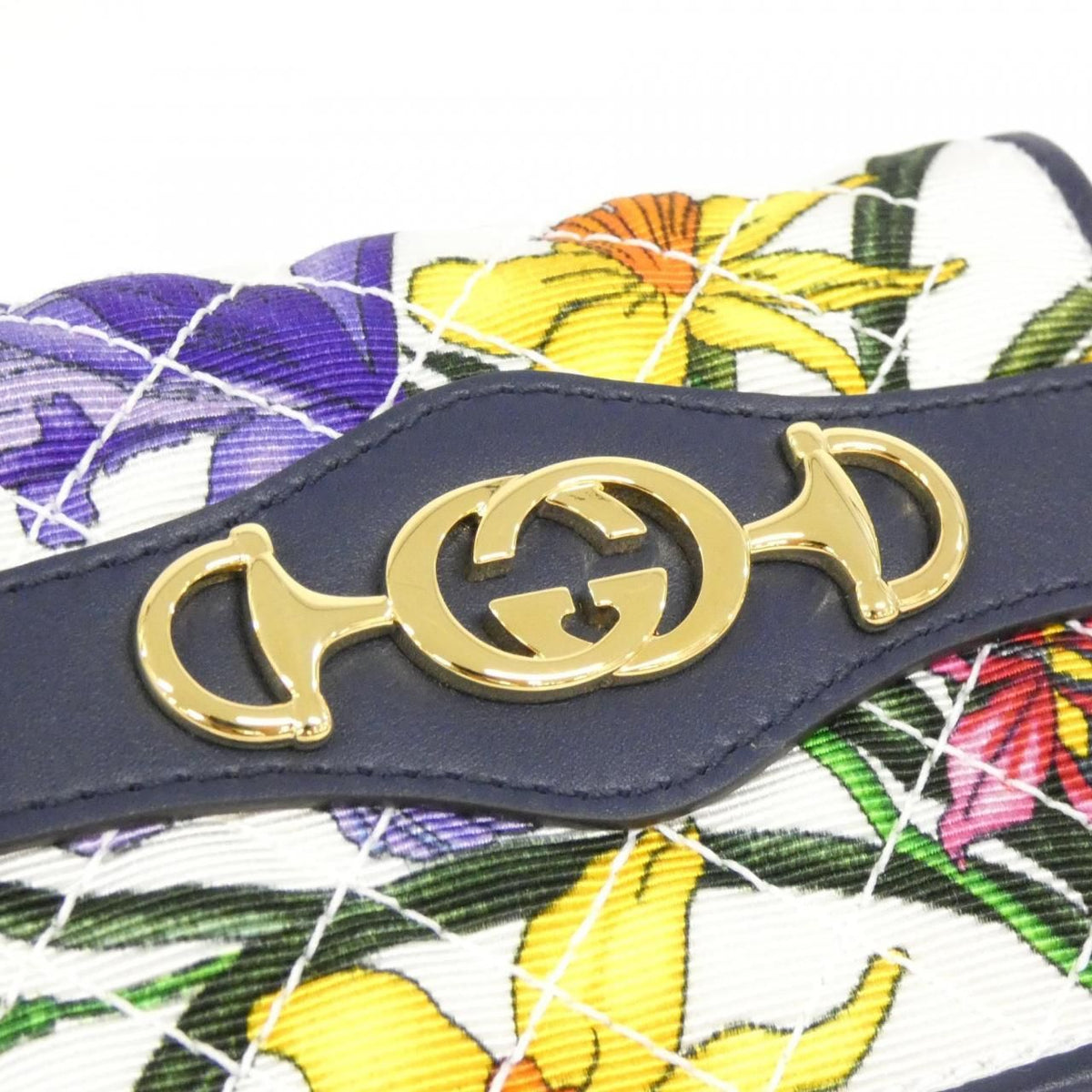 gucci navy wallet rear view